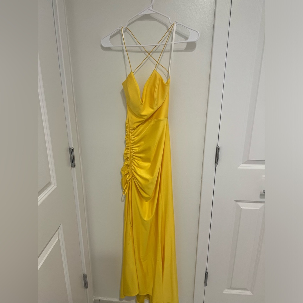 Elegant Yellow Spaghetti Strap Dress